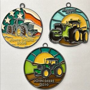 John Deere Tractor Suncatcher Set